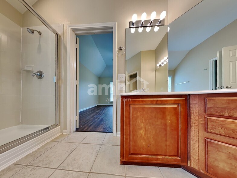 Building Photo - 8812 Sun Haven Ln
