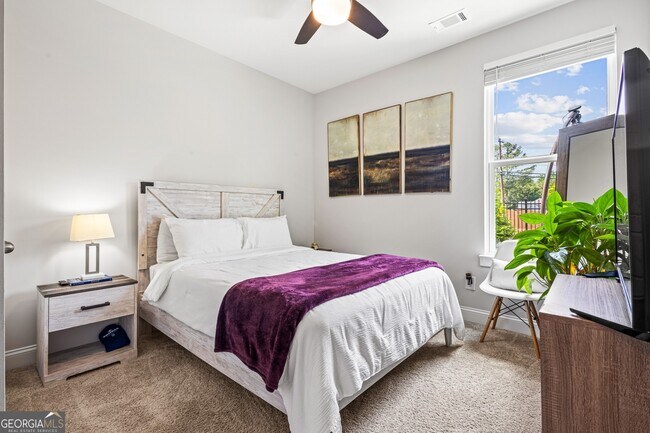 Building Photo - 639 Tigers Eye Ter