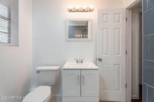 Building Photo - 2221 Commonwealth Ave