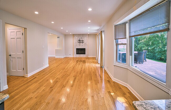 Building Photo - 2711 Valley Forge Rd