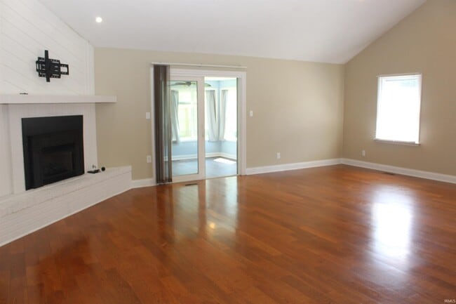 Building Photo - 7601 Bellemeade Ave