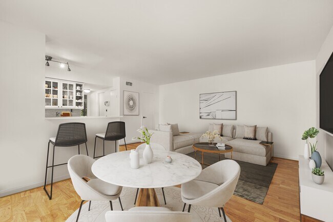 Building Photo - 1031 Michigan Ave NE