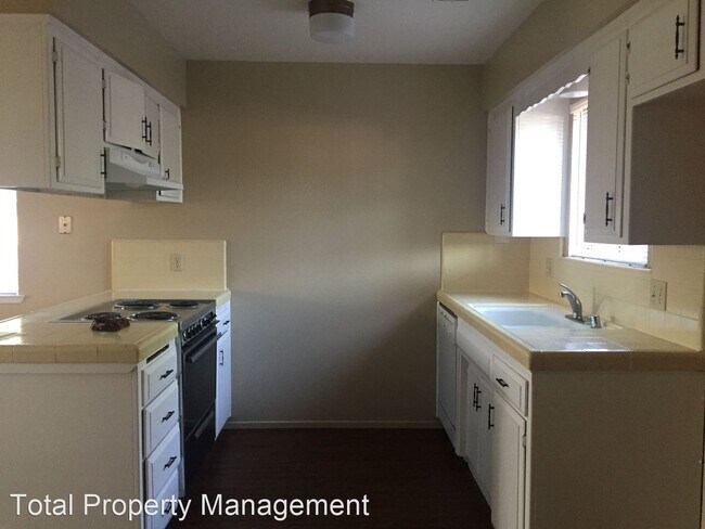 Building Photo - 2 br, 1 bath House - 2501 W. Victor