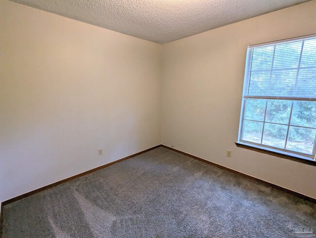 Building Photo - 6556 Bass Ln
