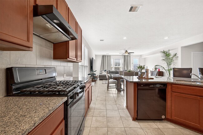 Building Photo - 28423 Aubrey Orchard Ln