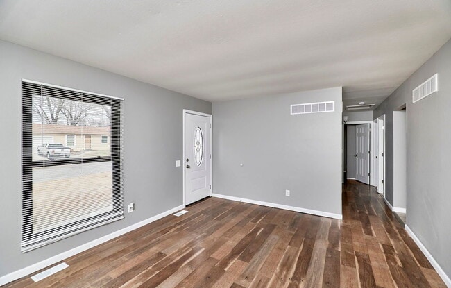 Building Photo - 3049 Orton St