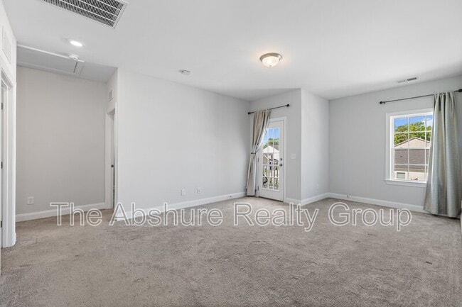 Building Photo - 109 Barnwell Loop