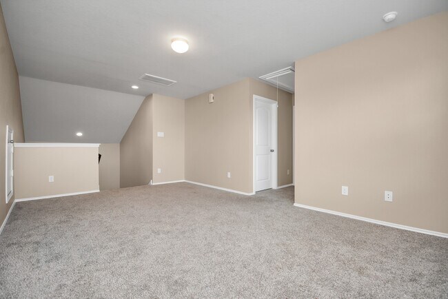 Building Photo - 5415 Dover Ter Wy