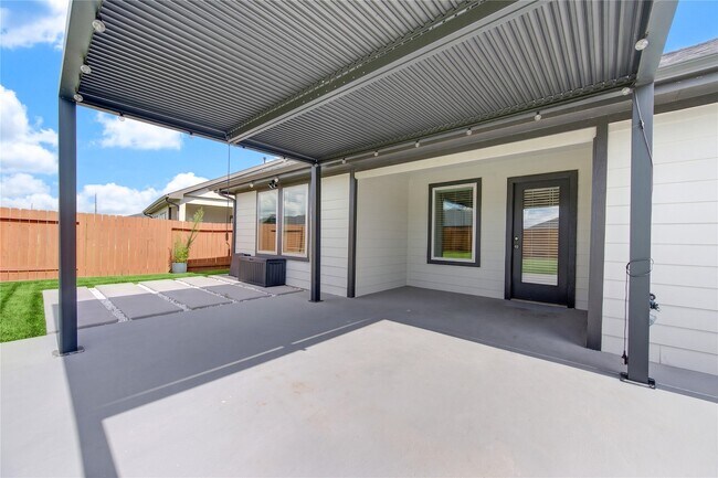 Building Photo - 29910 Ousel Falls Ln