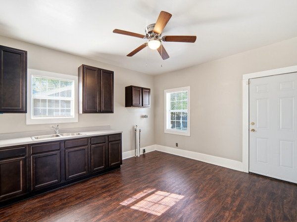 Building Photo - 837 Westfall Ave
