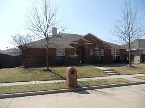 Building Photo - 5601 Tulip Dr