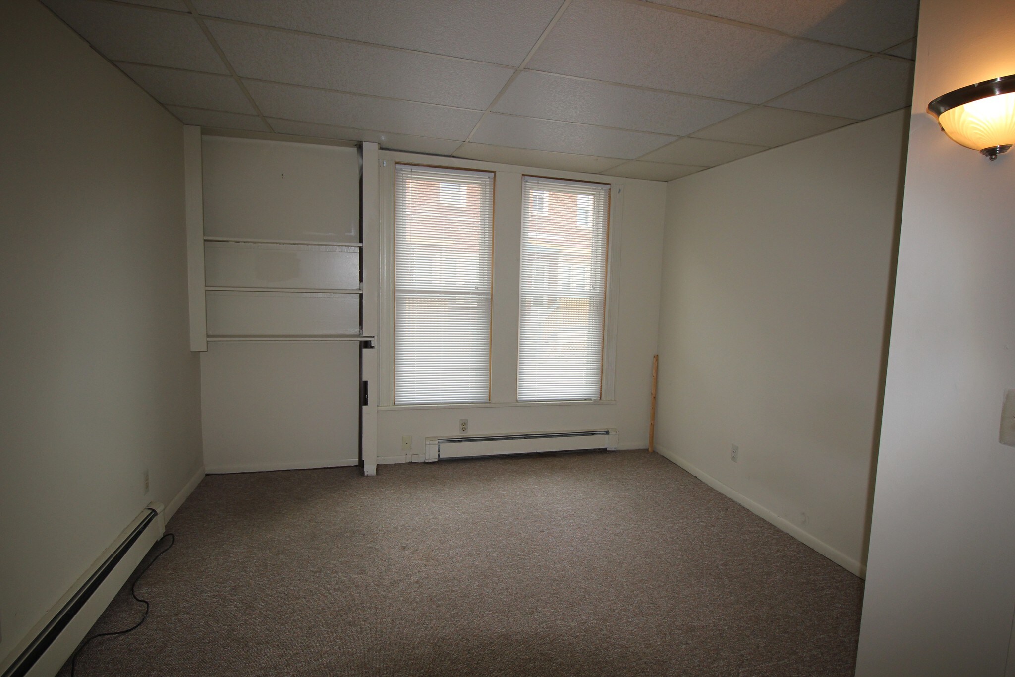 Building Photo - 811 Washtenaw Ave