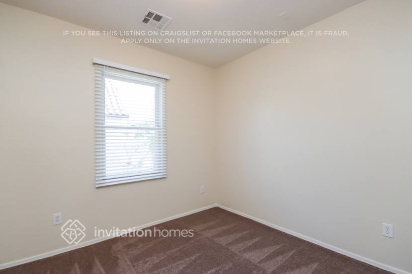 Building Photo - 4101 E Jasper Dr
