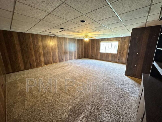 Building Photo - 154 Snow Ln