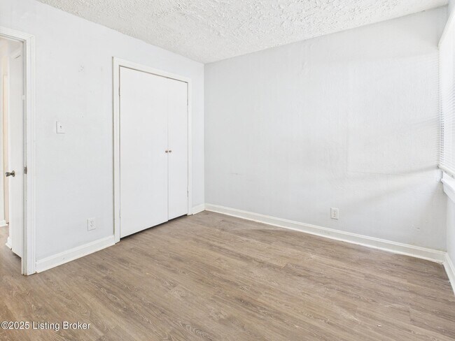 Building Photo - 2019 Hamburg Pike