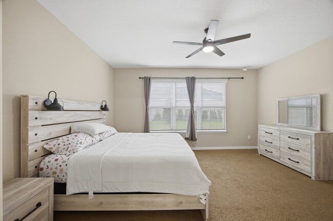 Building Photo - 5816 Brunner Ct