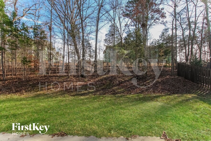 Building Photo - 2816 Bridgeville Ln