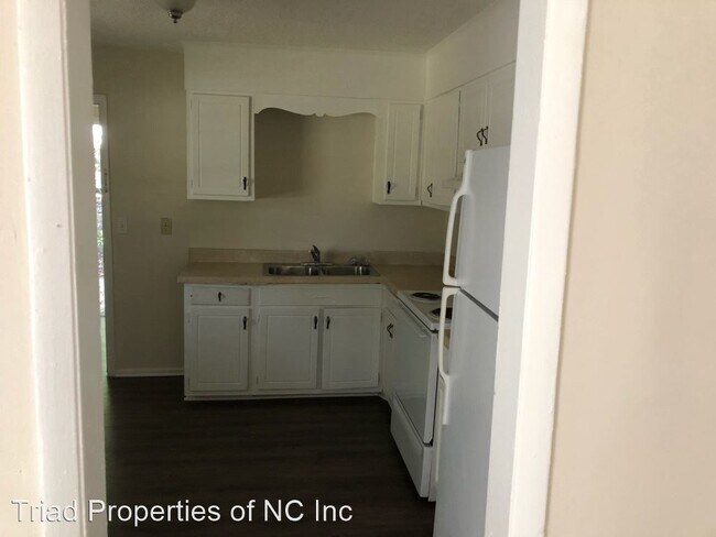 Building Photo - 3 br, 1 bath House - 1507 Graves Ave
