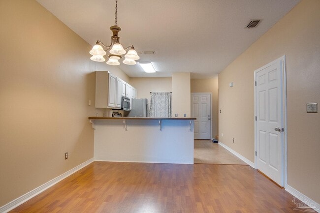Building Photo - 2741 Bay Club Dr