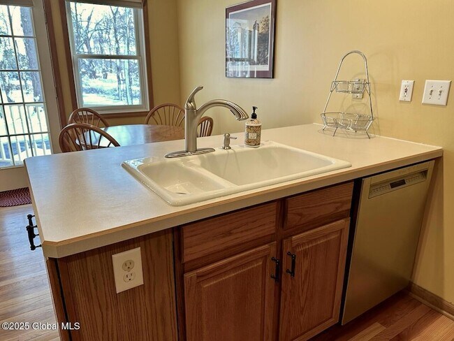 Building Photo - 1 Inlander Rd