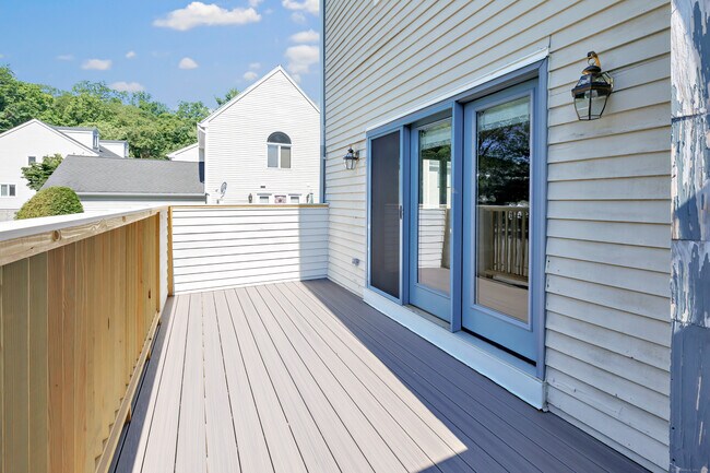 Building Photo - 66 Westview Terrace