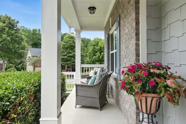 Building Photo - 6215 Vista Crossing Way