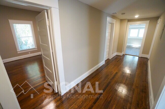 Building Photo - 2915 Z Ave