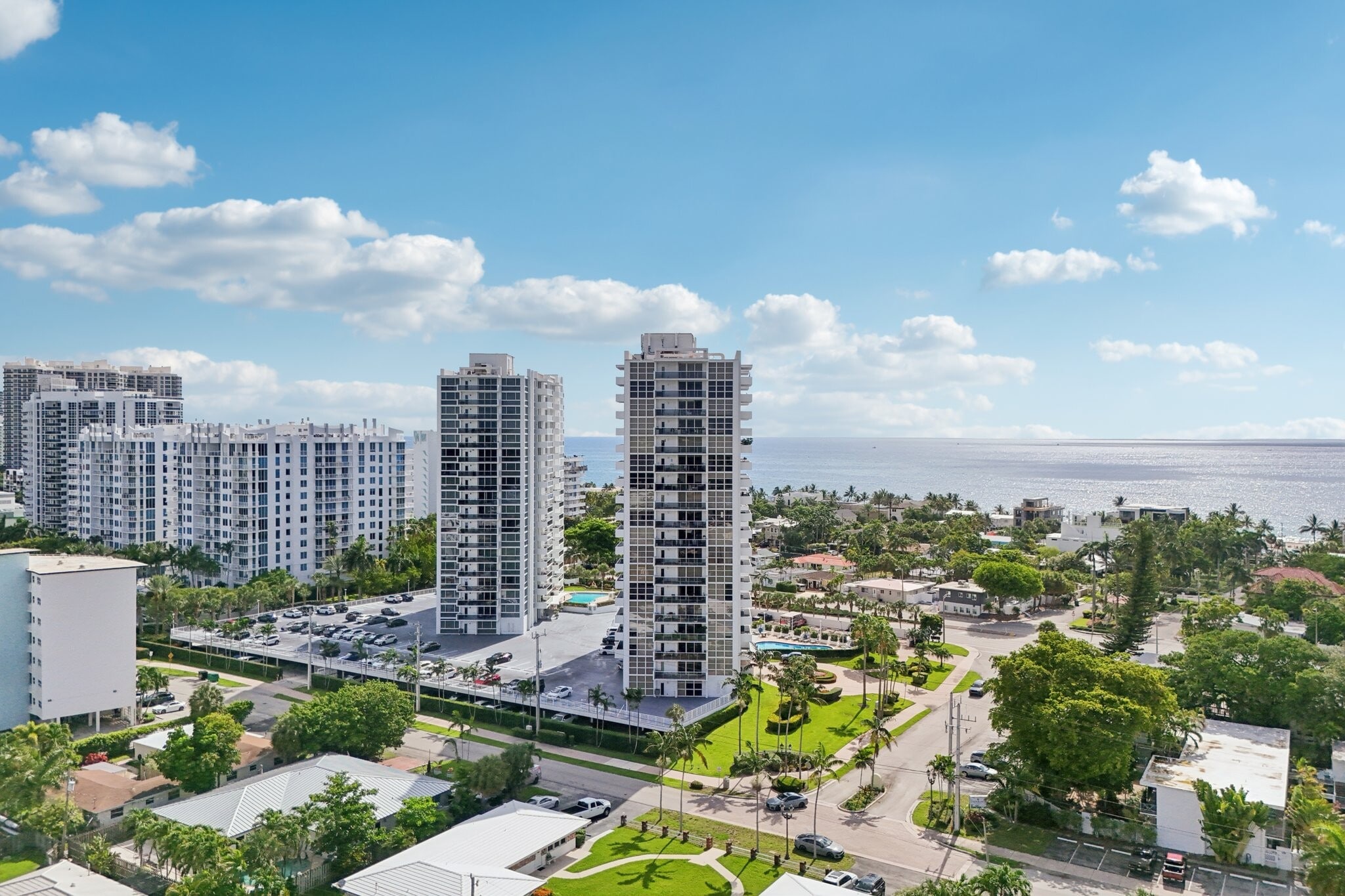 Building Photo - 2701 N Ocean Blvd