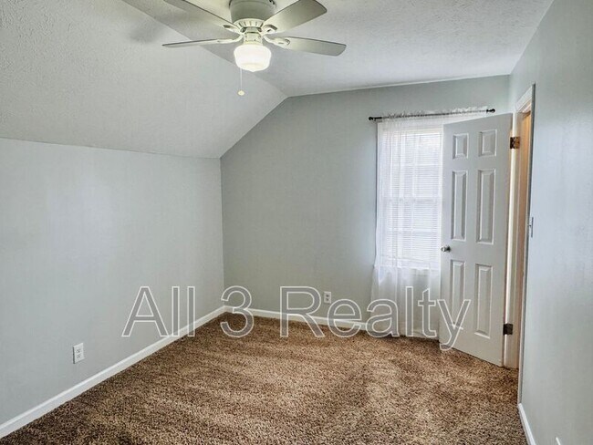 Building Photo - 5733 Hitching Post Ct