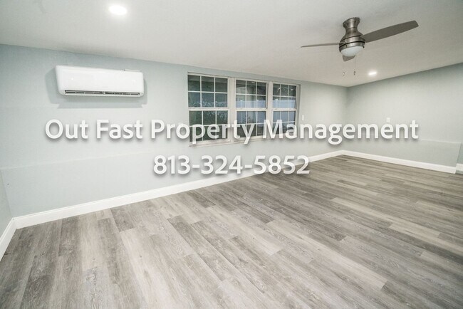 Building Photo - Bright Corner-Lot Home Near Bayshore and City Conveniences