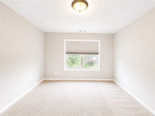 Building Photo - 4181 Summer Breeze Wy