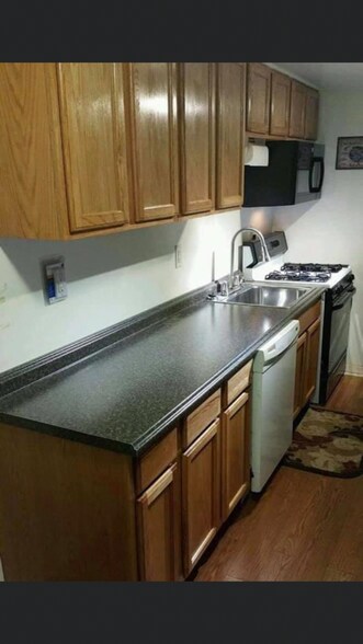 Building Photo - 3086 Cullowhee Mountain Rd