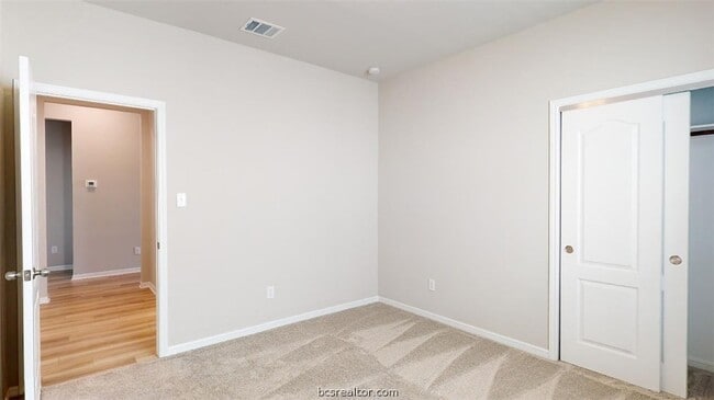 Building Photo - 6335 Spartan Dr