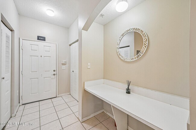 Building Photo - 510 Florida Club Blvd