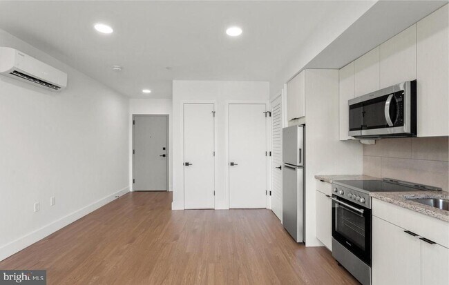 Building Photo - 2415 37th St NW