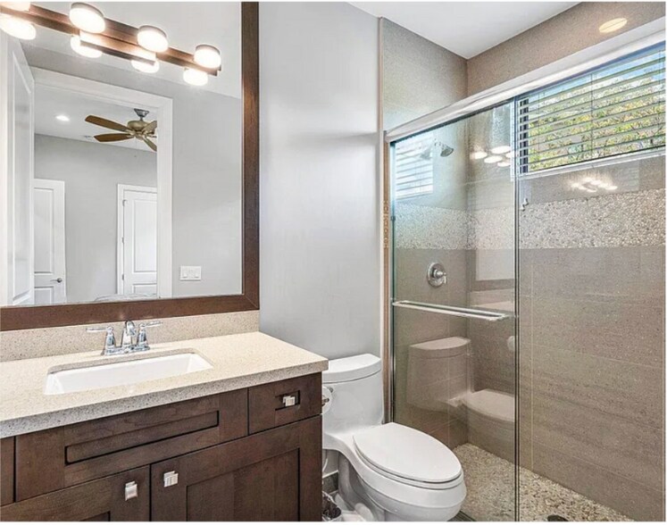 Building Photo - 17511 Cadena Dr