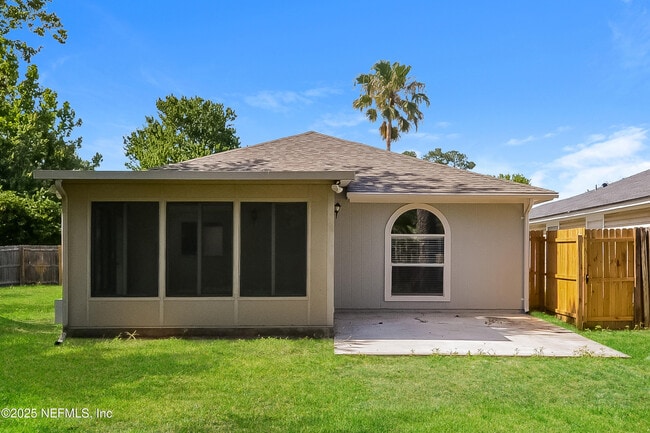 Building Photo - 2671 Sam Houston Pl