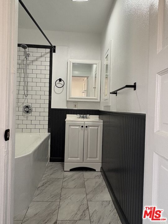 Building Photo - 3624 Arlington Ave