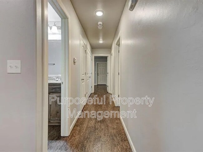 Building Photo - 4309 Edinburg Way
