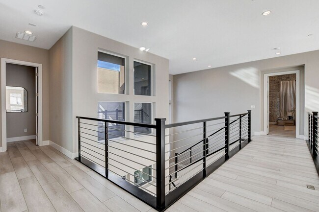 Building Photo - Mesa Ridge Luxury Oasis Feathertop