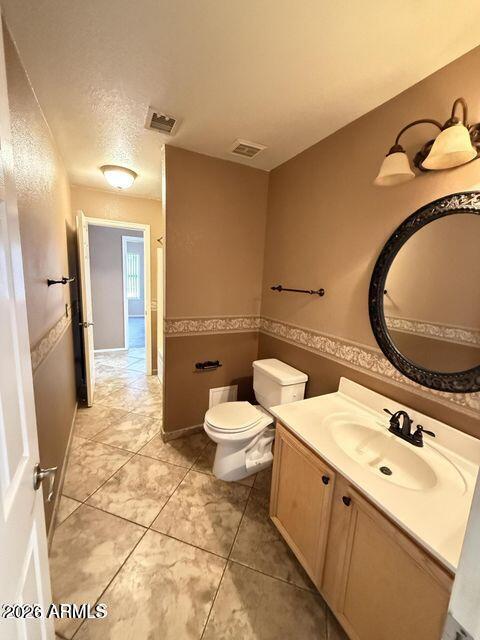 Building Photo - 3518 W Charlotte Dr