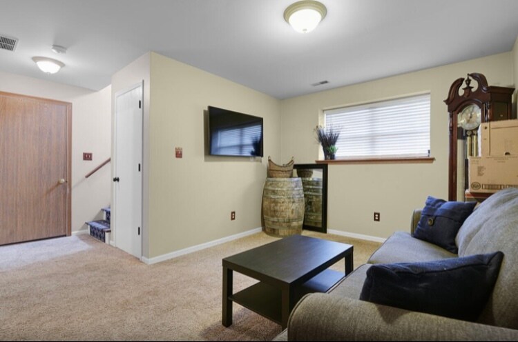 Building Photo - 1249 Fenton Ridge Dr