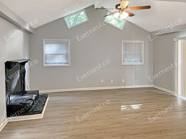 Building Photo - 8789 Ashton Rd