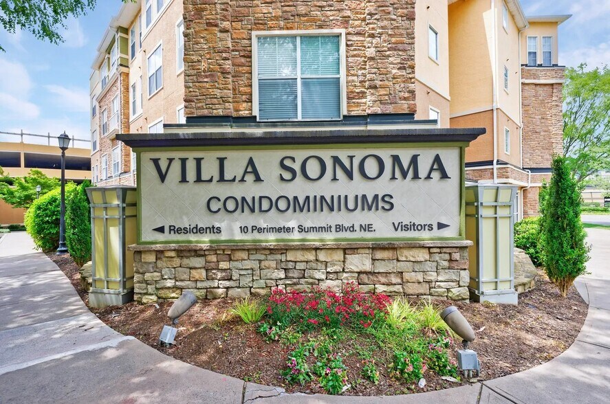 Building Photo - 10 Perimeter Summit Blvd