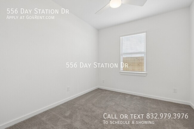 Building Photo - 556 Day Sta Dr