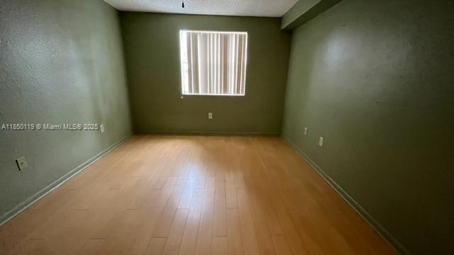 Building Photo - 2820 N Oakland Forest Dr