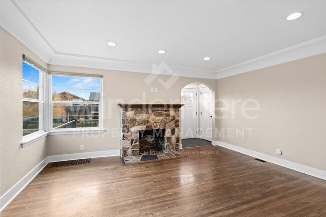 Building Photo - Bright, Charming Home with Modern Features and Exceptional Indoor–Outdoor Space Kendall Yards