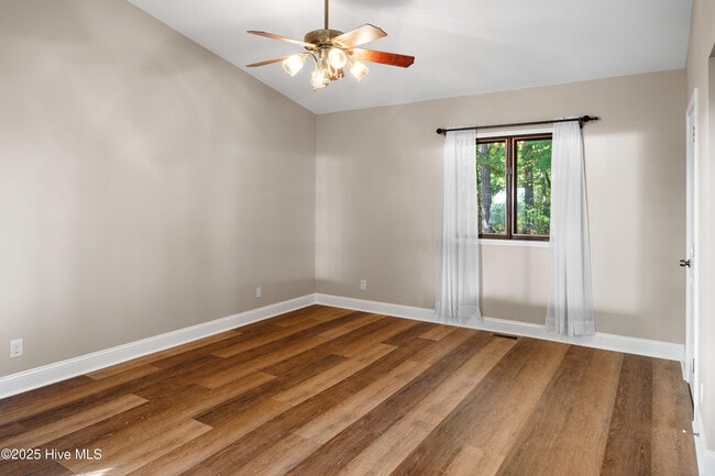 Building Photo - 426 Loblolly Dr