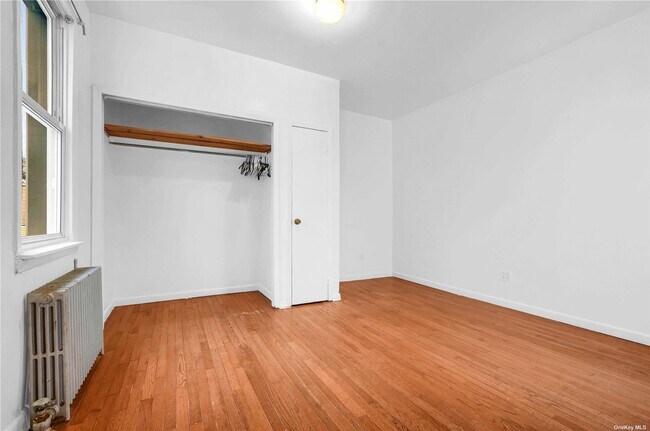 Building Photo - 75-09 91st Ave