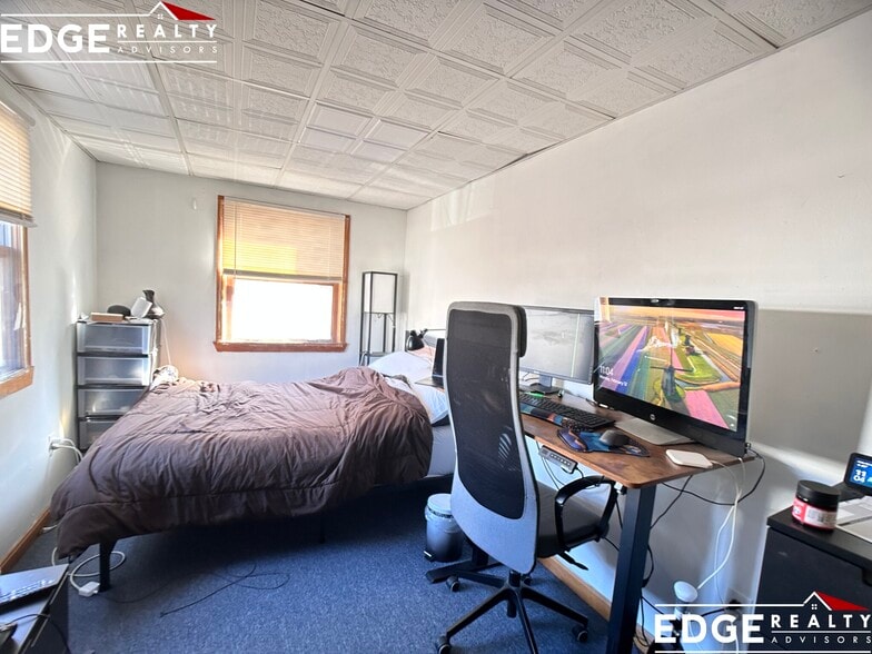 Building Photo - 41 Ashford St